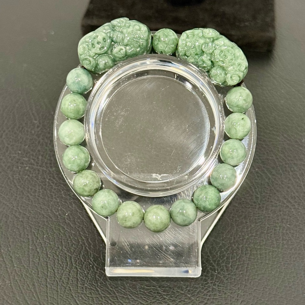 Double Pixiu Hand String Green Bean Fashion
